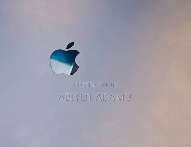 New Laptop Apple MacBook 2008 8GB Apple M3 SSD 256GB