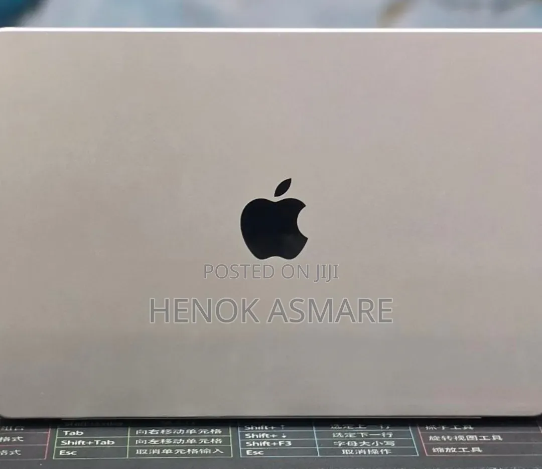 New Laptop Apple MacBook Pro 2021 M1 16GB Apple M1 SSD 1T