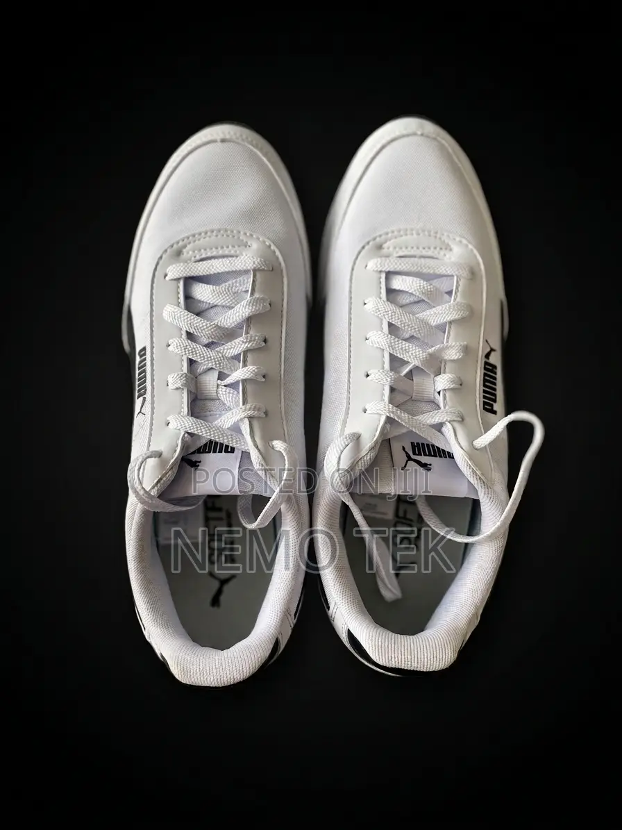 Original PUMA R78 Lightwind Sneaker Size 44