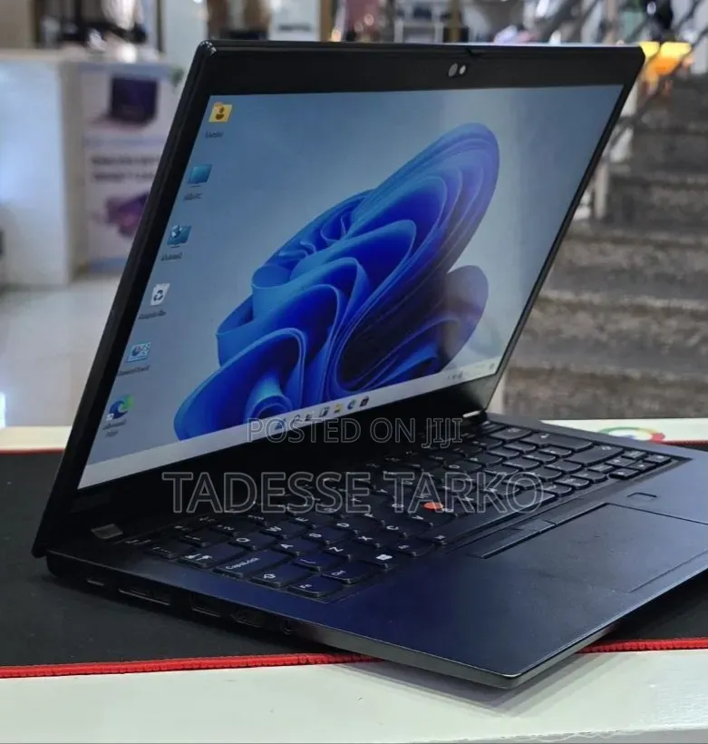 New Laptop Lenovo ThinkPad X13 Gen 2 16GB Intel Core i7 SSD 512GB