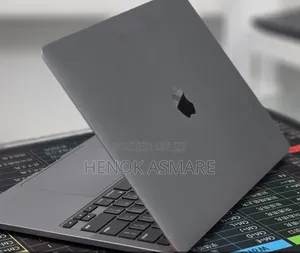 New Laptop Apple MacBook Pro 2020 M1 16GB Apple M1 SSD 256GB