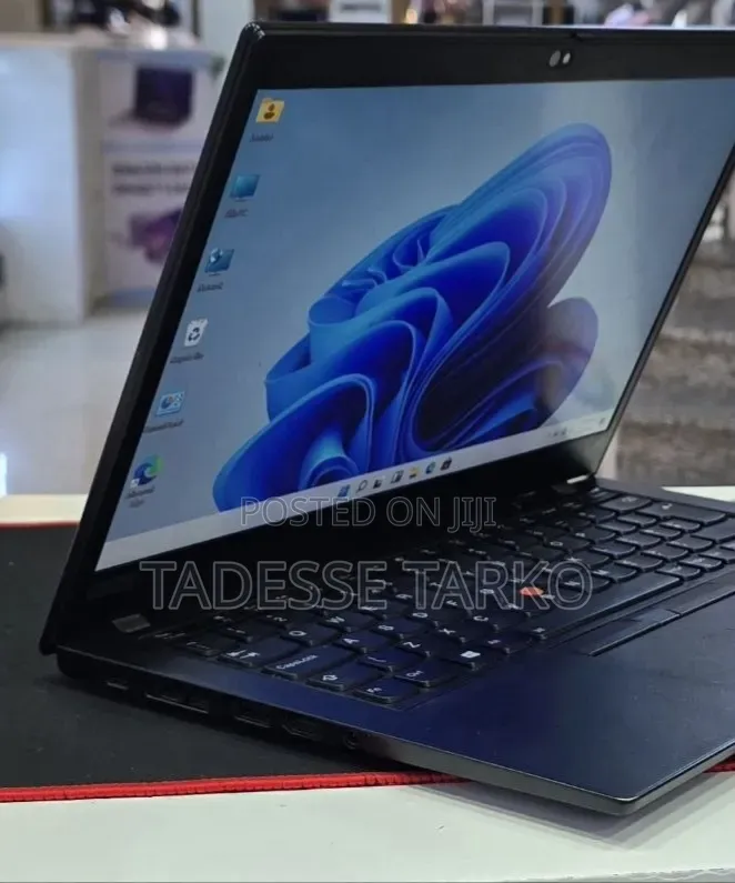 New Laptop Lenovo ThinkPad X13 Gen 2 16GB Intel Core i7 SSD 512GB