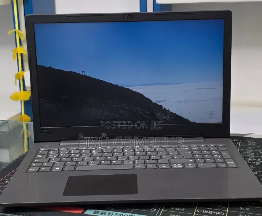 New Laptop Lenovo Ideapad 3 8GB Intel Core i3 SSD 1T