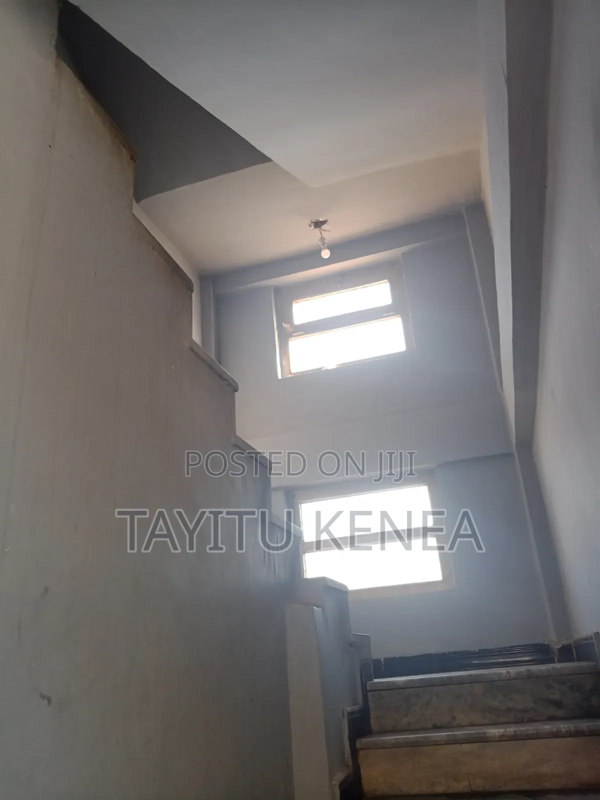 6bdrm House in -, Oromia-Finfinne for sale