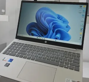 New Laptop HP EliteBook 840 G9 16GB Intel Core i7 SSD 512GB