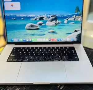 New Laptop Apple MacBook Pro 2021 M1 16GB Apple M1 Pro SSD 512GB