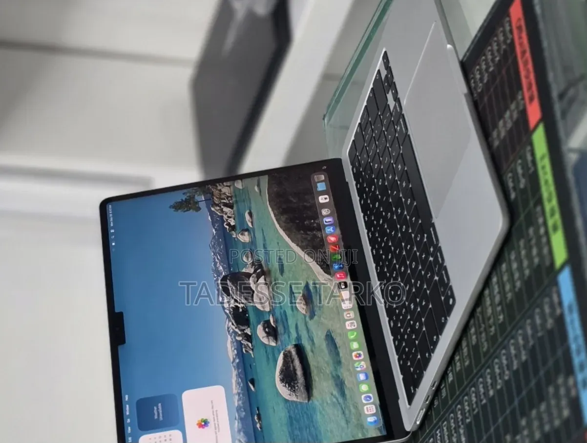 New Laptop Apple MacBook Air 2026 M5 16GB Apple M5 SSD 512GB