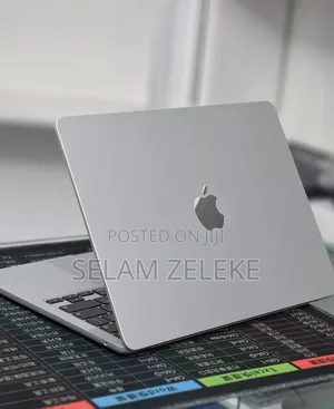 New Laptop Apple MacBook Air 2026 M5 16GB Apple M5 SSD 512GB