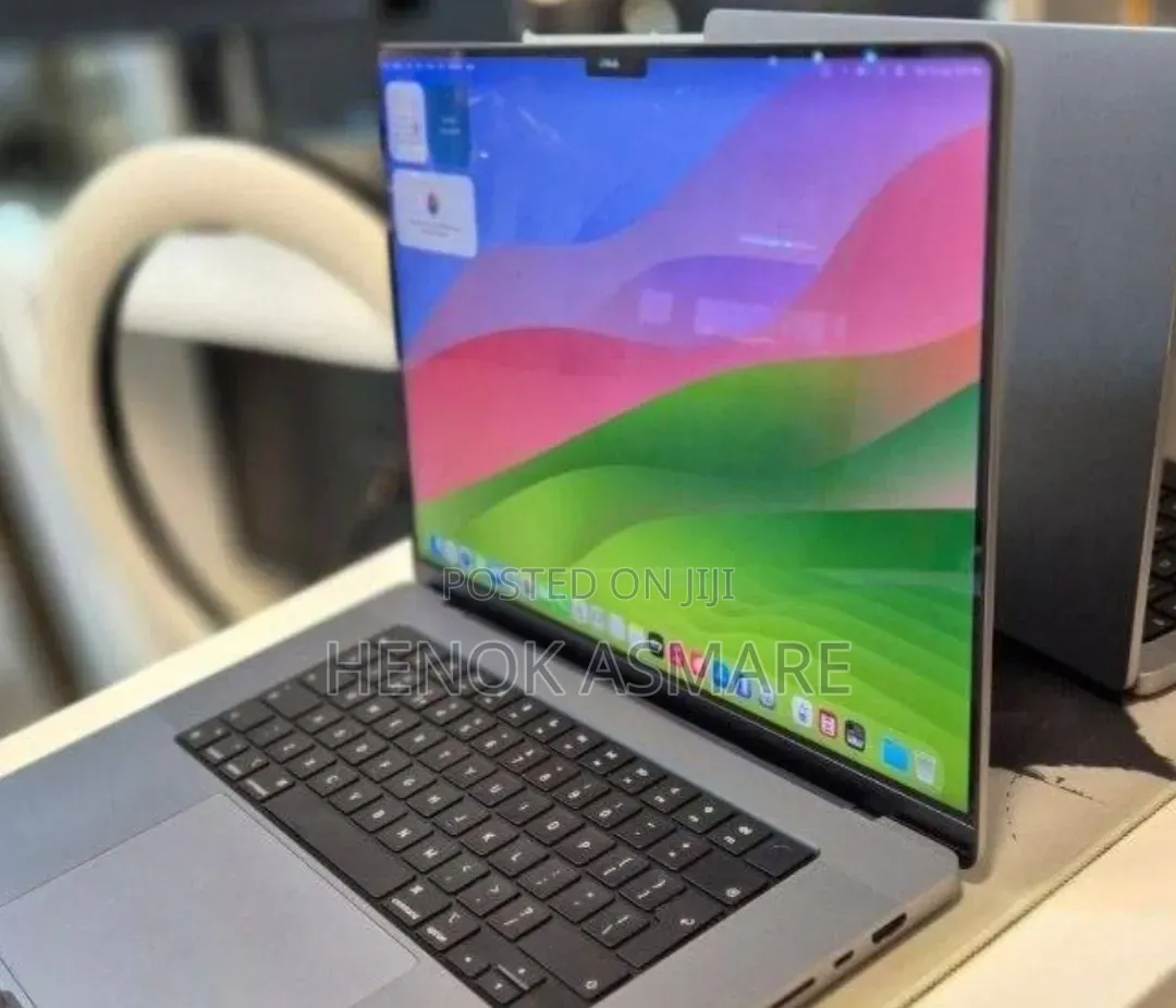 New Laptop Apple MacBook Pro 2021 M1 16GB Apple M1 SSD 512GB