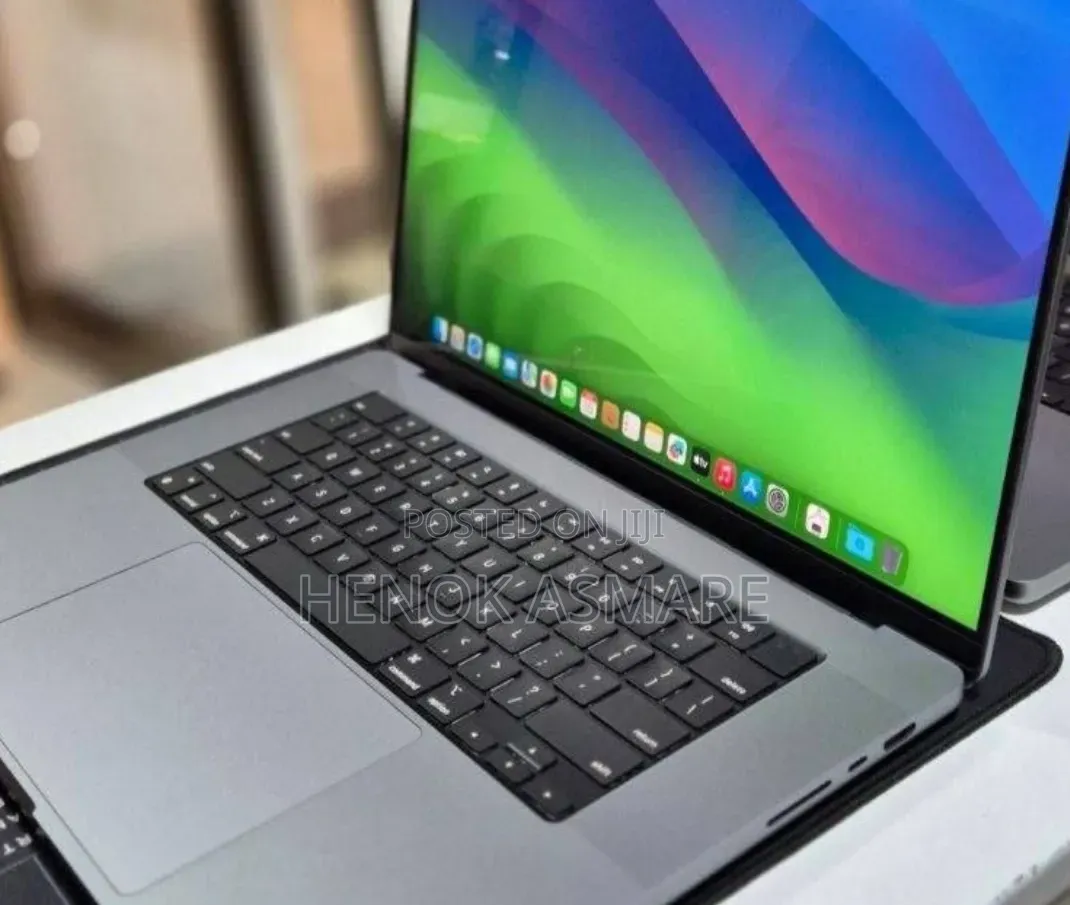 New Laptop Apple MacBook Pro 2021 M1 16GB Apple M1 SSD 512GB