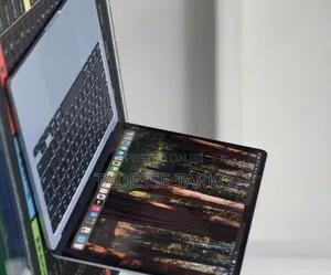 New Laptop Apple MacBook Air 2025 M4 16GB Apple M4 SSD 512GB