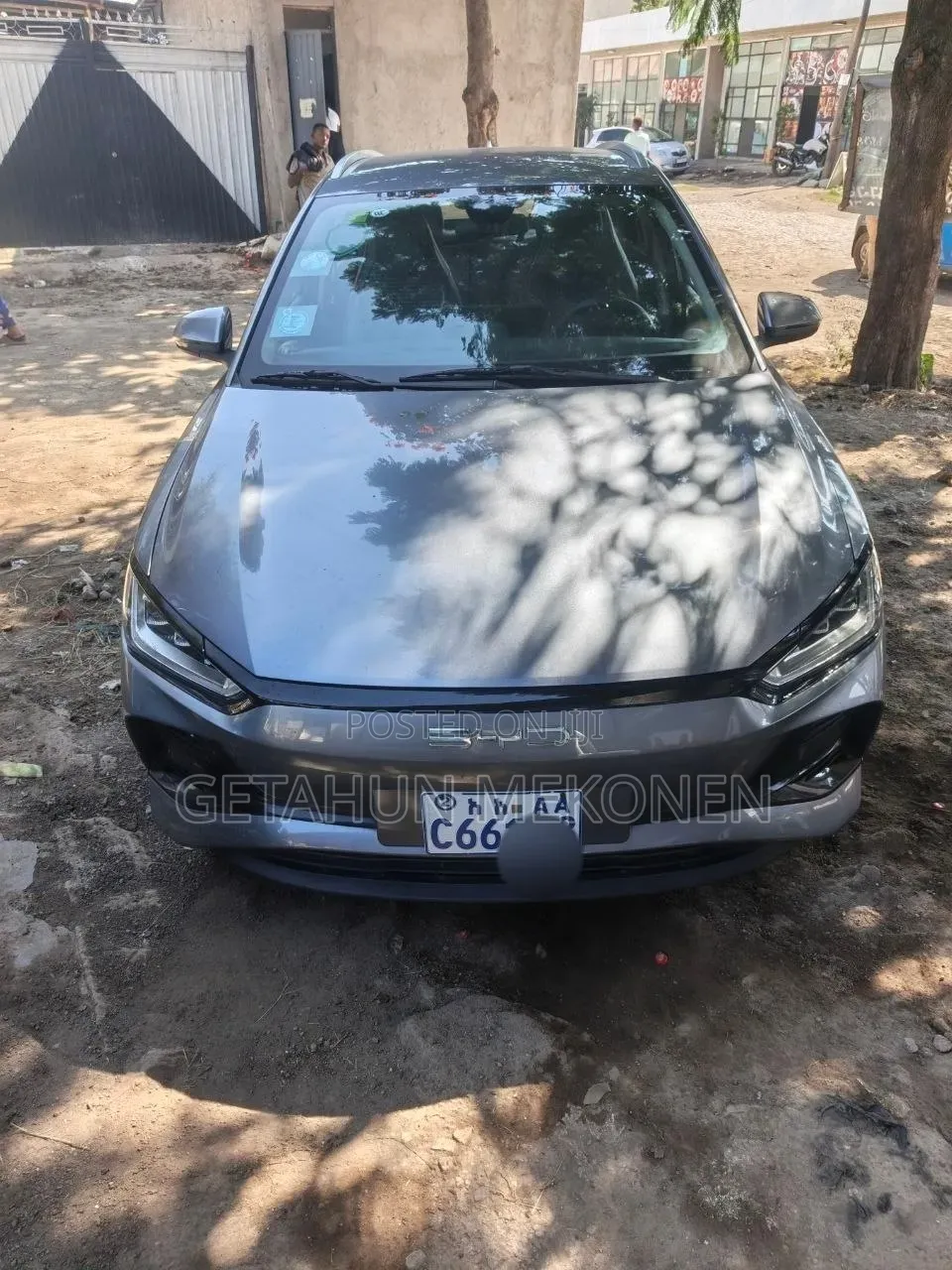 BYD E2 43 kWh 94 hp FWD 2024 Gray