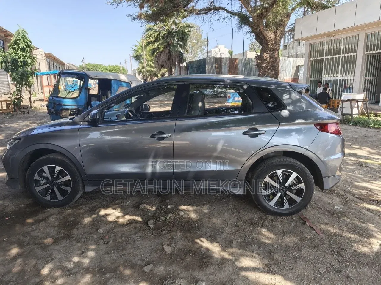 BYD E2 43 kWh 94 hp FWD 2024 Gray