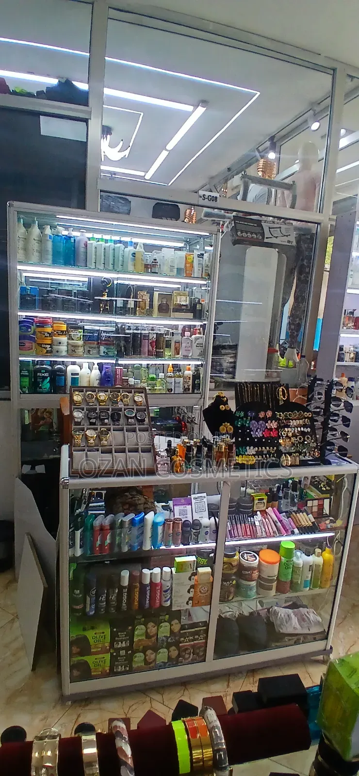 Display Shelf መደርደርያ