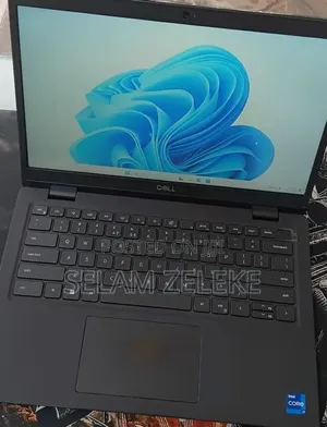 New Laptop Dell 16GB Intel Core i7 SSD 512GB