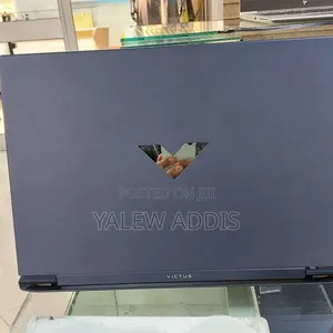 New Laptop HP Victus 16 8GB AMD Ryzen 7 SSD 1T