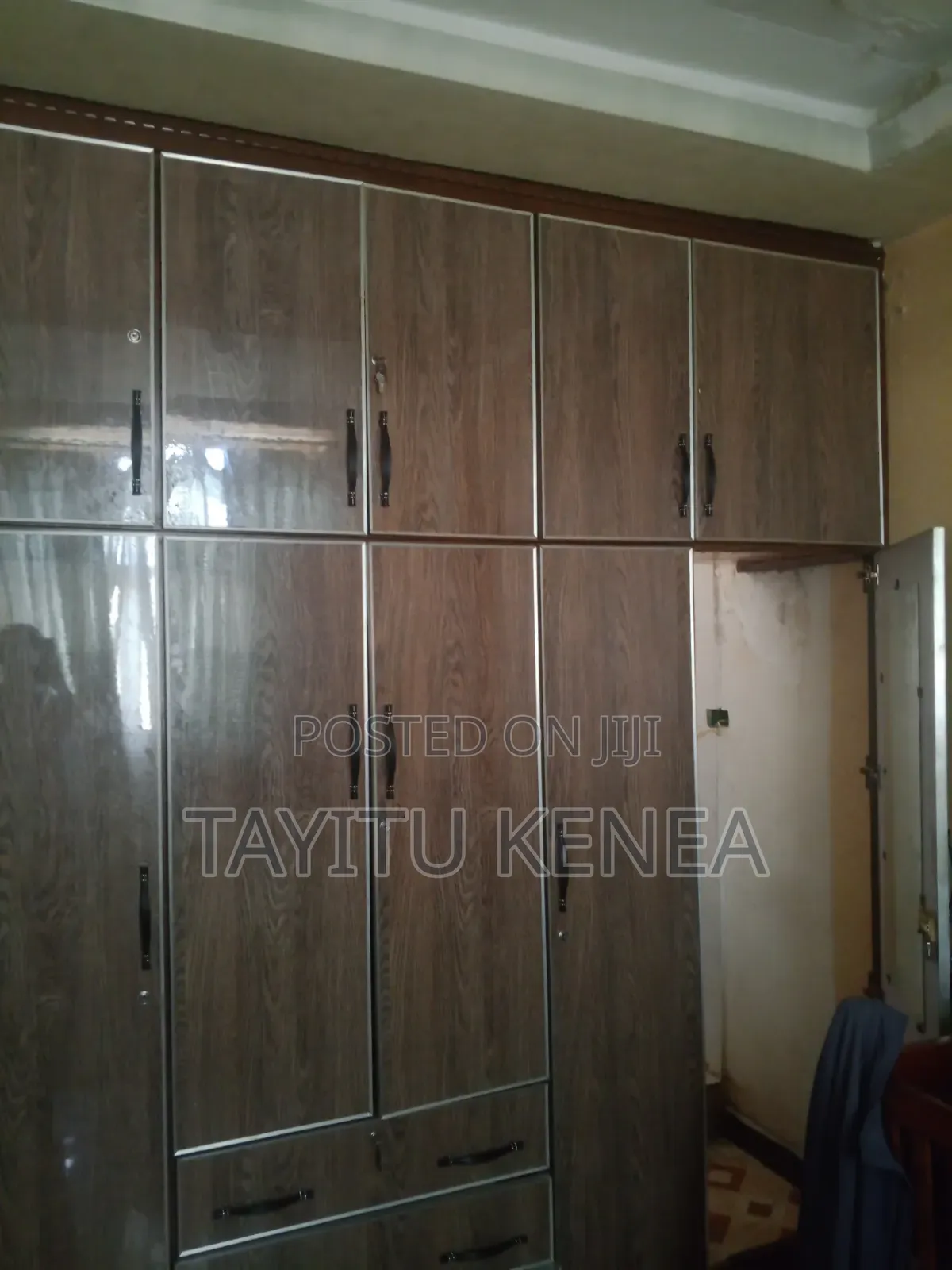 6bdrm House in -, Oromia-Finfinne for sale