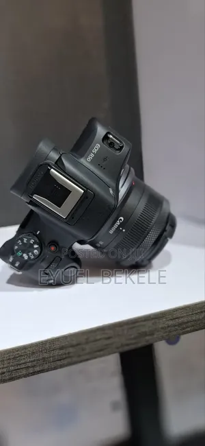 Canon Eos R50