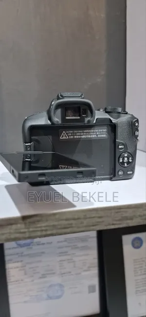 Canon Eos R50