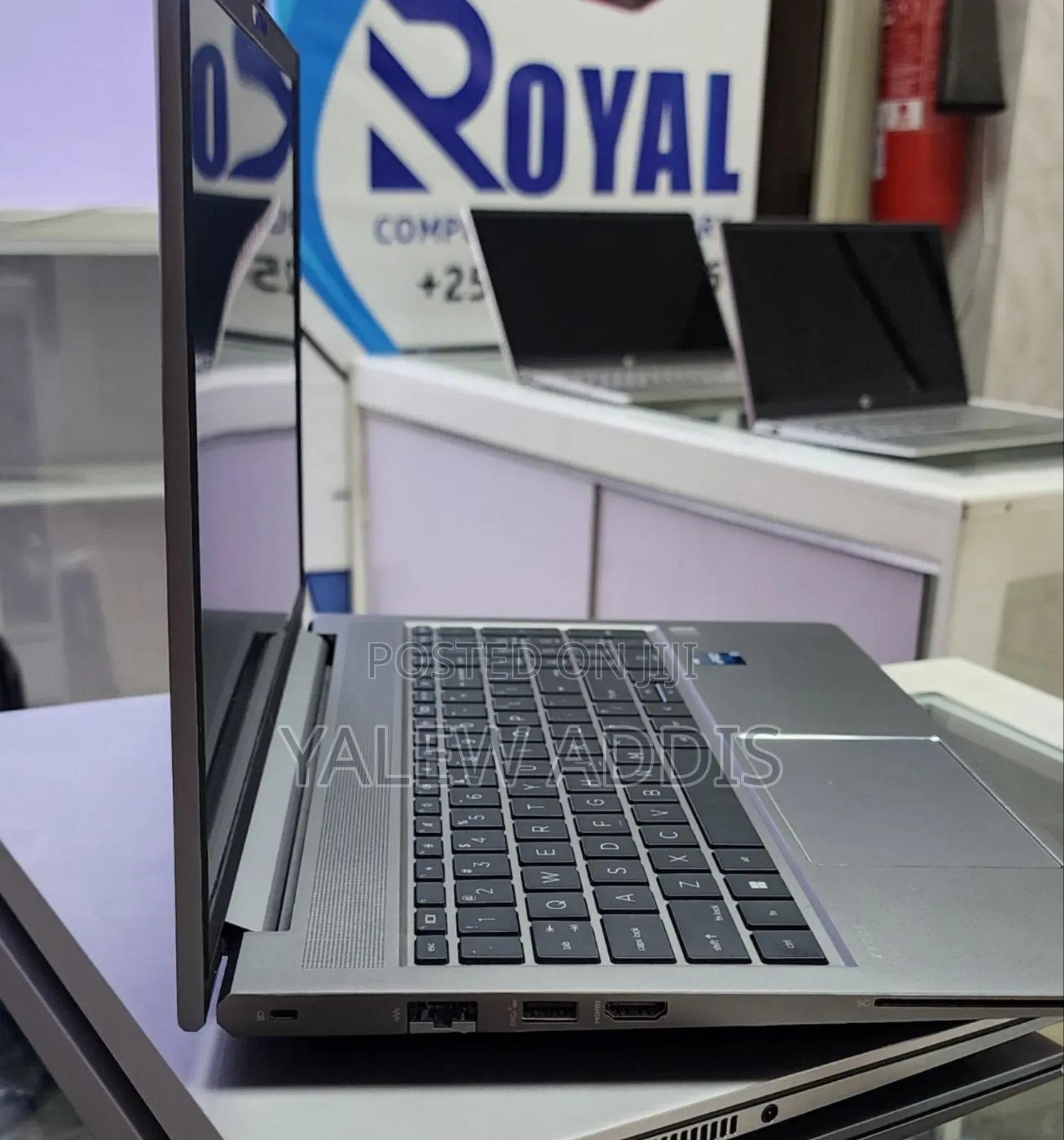 New Laptop HP ZBook 14 32GB Intel Core i9 SSD 512GB