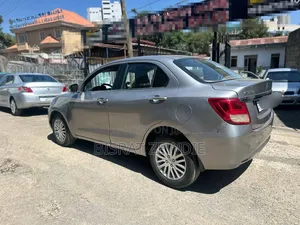 Suzuki Dzire 2022 Silver