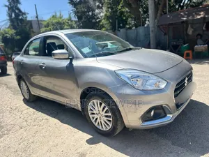Suzuki Dzire 2022 Silver