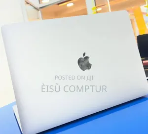 New Laptop Apple MacBook Pro 2020 M1 8GB Apple M1 Pro SSD 256GB