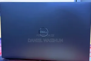 New Laptop Dell Precision 5560 16GB Intel Core i9 SSD 512GB