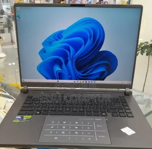 New Laptop Asus ROG Strix G15 32GB Intel Core Ultra 9 SSD 1T