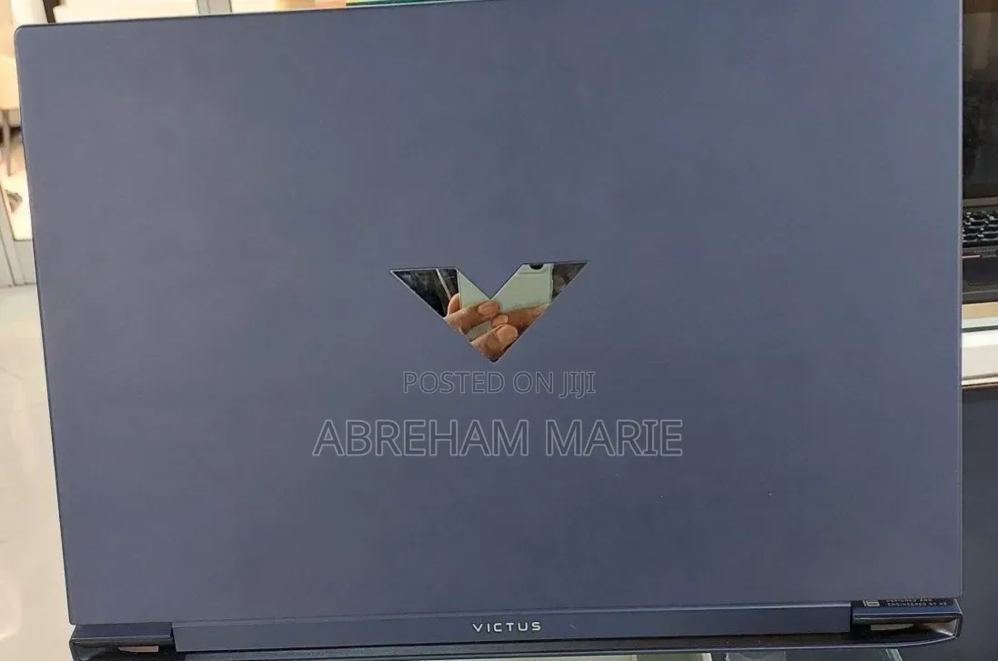 New Laptop HP Victus 16 8GB AMD Ryzen 7 SSD 1T