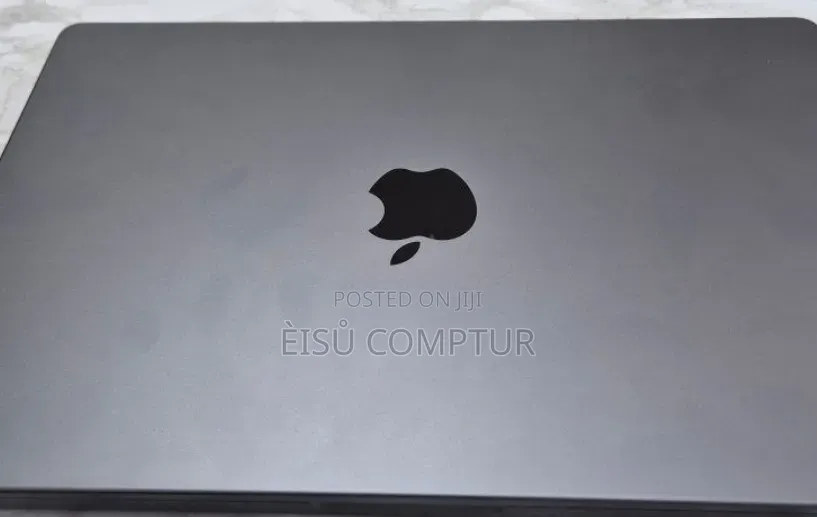 New Laptop Apple MacBook Pro 2025 M5 16GB Apple M5 Pro SSD 1T