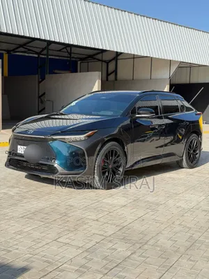 Toyota bZ4X 71.4 kWh FWD 2023 Blue