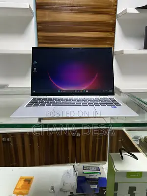 New Laptop HP EliteBook 1040 G8 16GB Intel Core i5 SSD 512GB