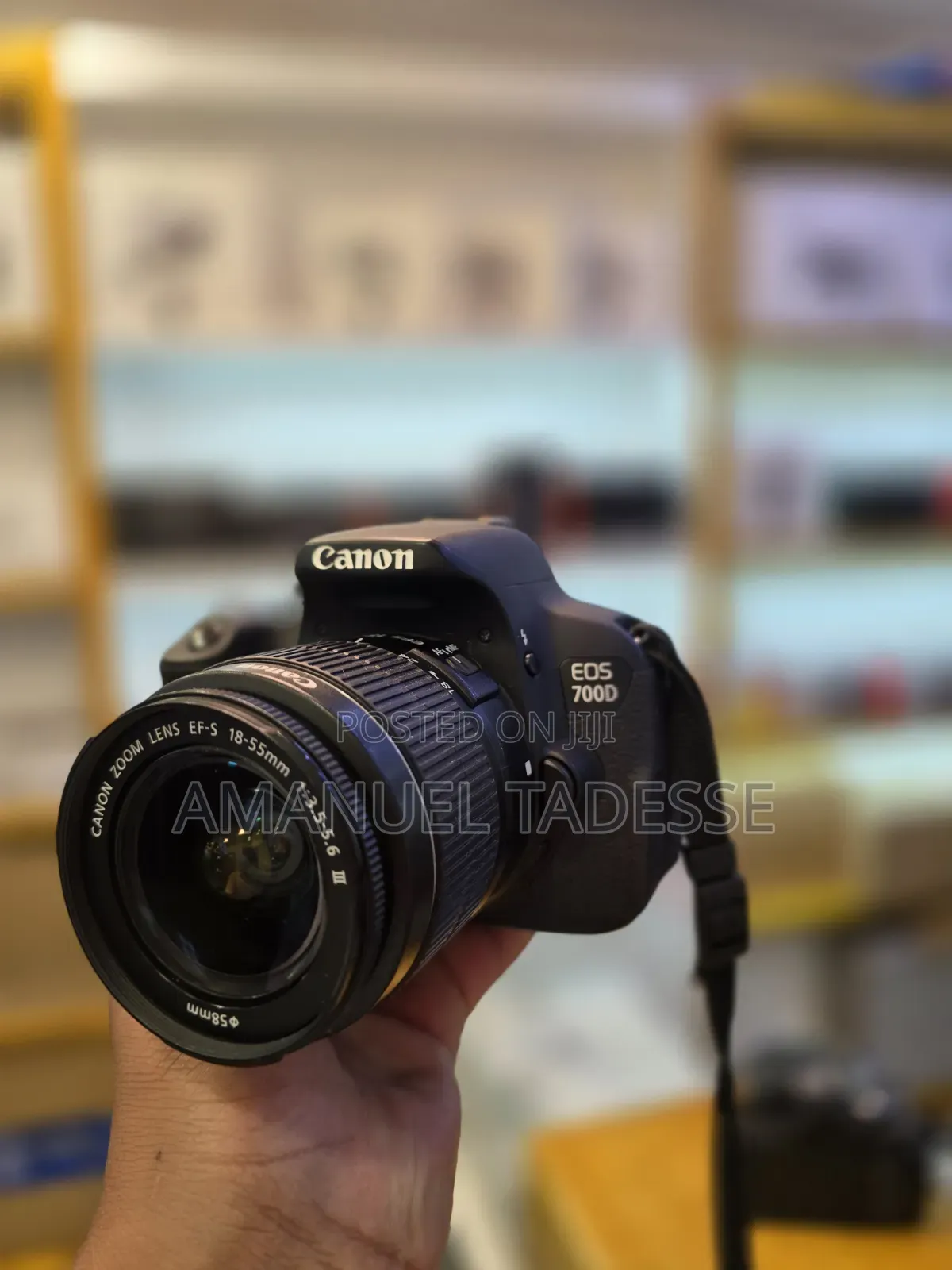 Canon 700D