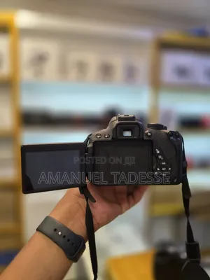 Canon 700D