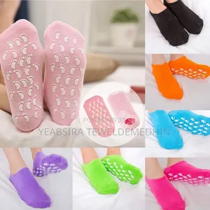 Soft Moisturizing Gel Socks Foot Care