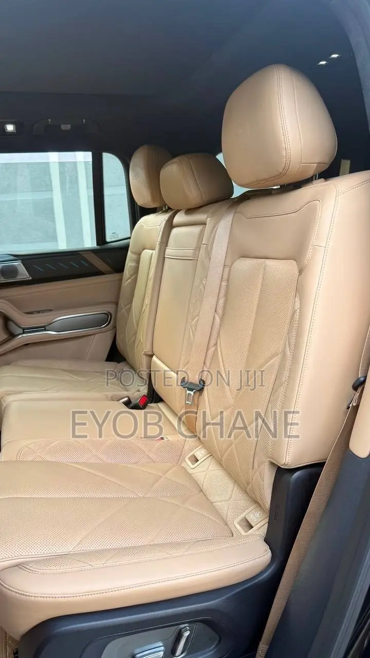 BYD Leopard 8 2.0 Hybrid AWD 2025 Black