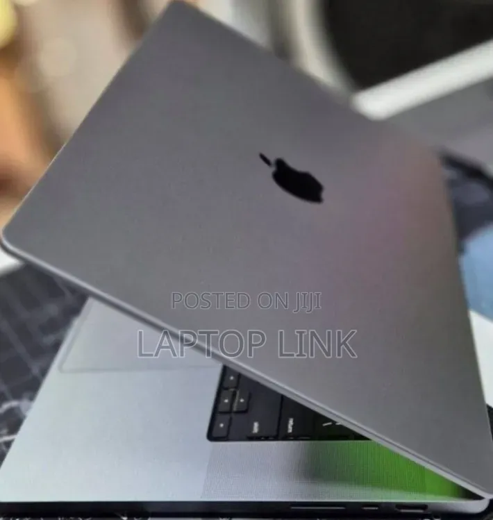 New Laptop Apple MacBook Pro 2021 M1 32GB Apple M1 Pro SSD 512GB