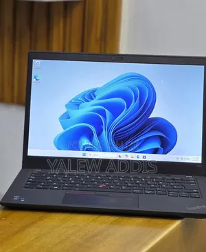 New Laptop Lenovo ThinkPad T14s Gen 2 16GB Intel Core i7 SSD 512GB
