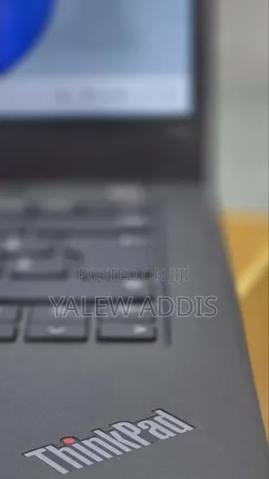 New Laptop Lenovo ThinkPad T14s Gen 2 16GB Intel Core i7 SSD 512GB