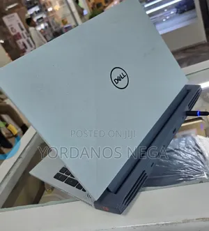 New Laptop Dell G15 5515 16GB Intel Core i7 SSD 512GB