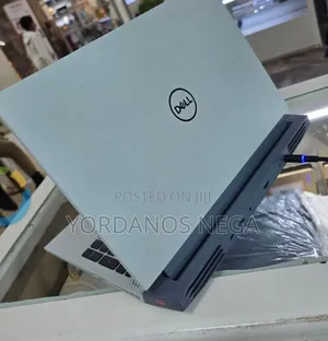 New Laptop Dell G15 5515 16GB Intel Core i7 SSD 512GB