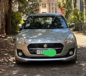 Suzuki Swift 2022 Silver