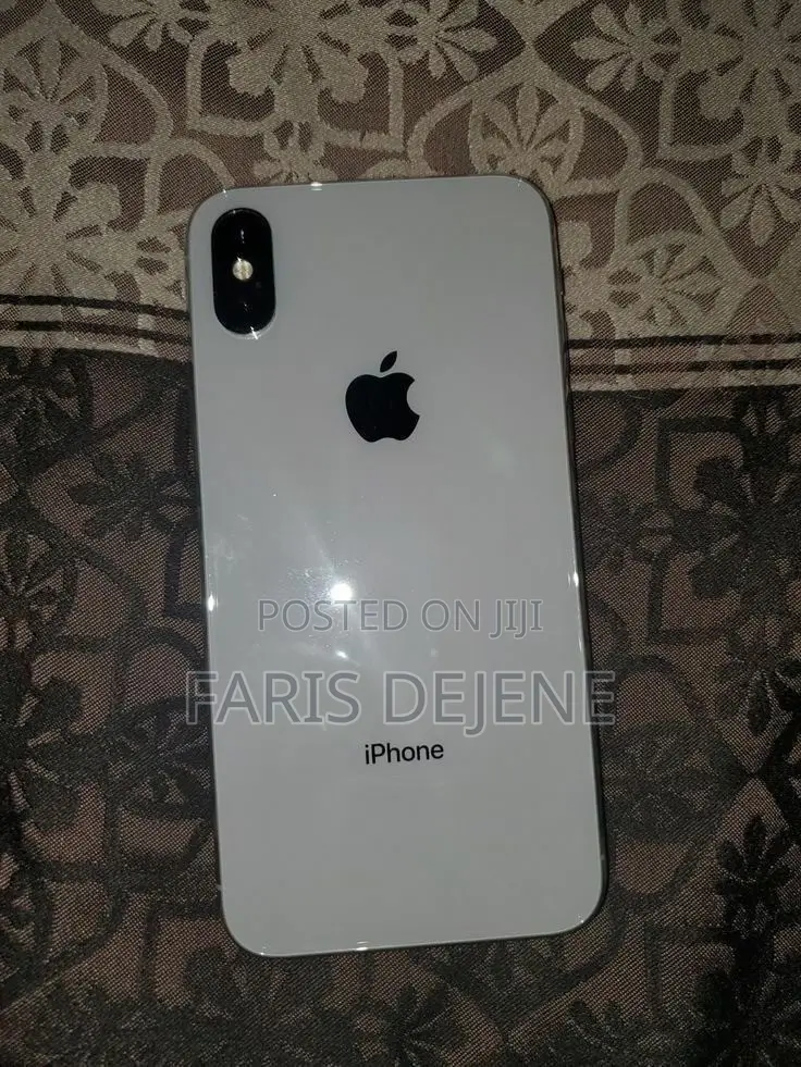 Apple iPhone X 64 GB White