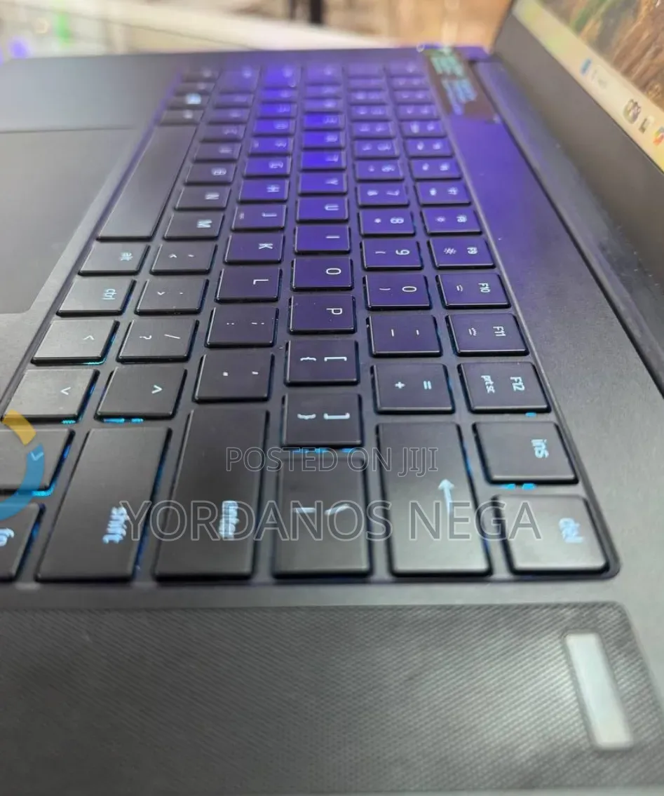 New Laptop Razer Blade 16GB Intel Core i7 SSD 512GB