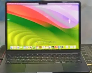 New Laptop Apple MacBook Air 2022 M2 8GB Apple M2 SSD 512GB