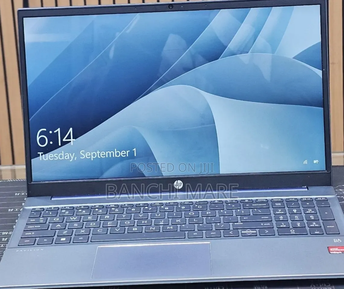 New Laptop HP Pavilion 15 8GB AMD Ryzen 5 SSD 512GB