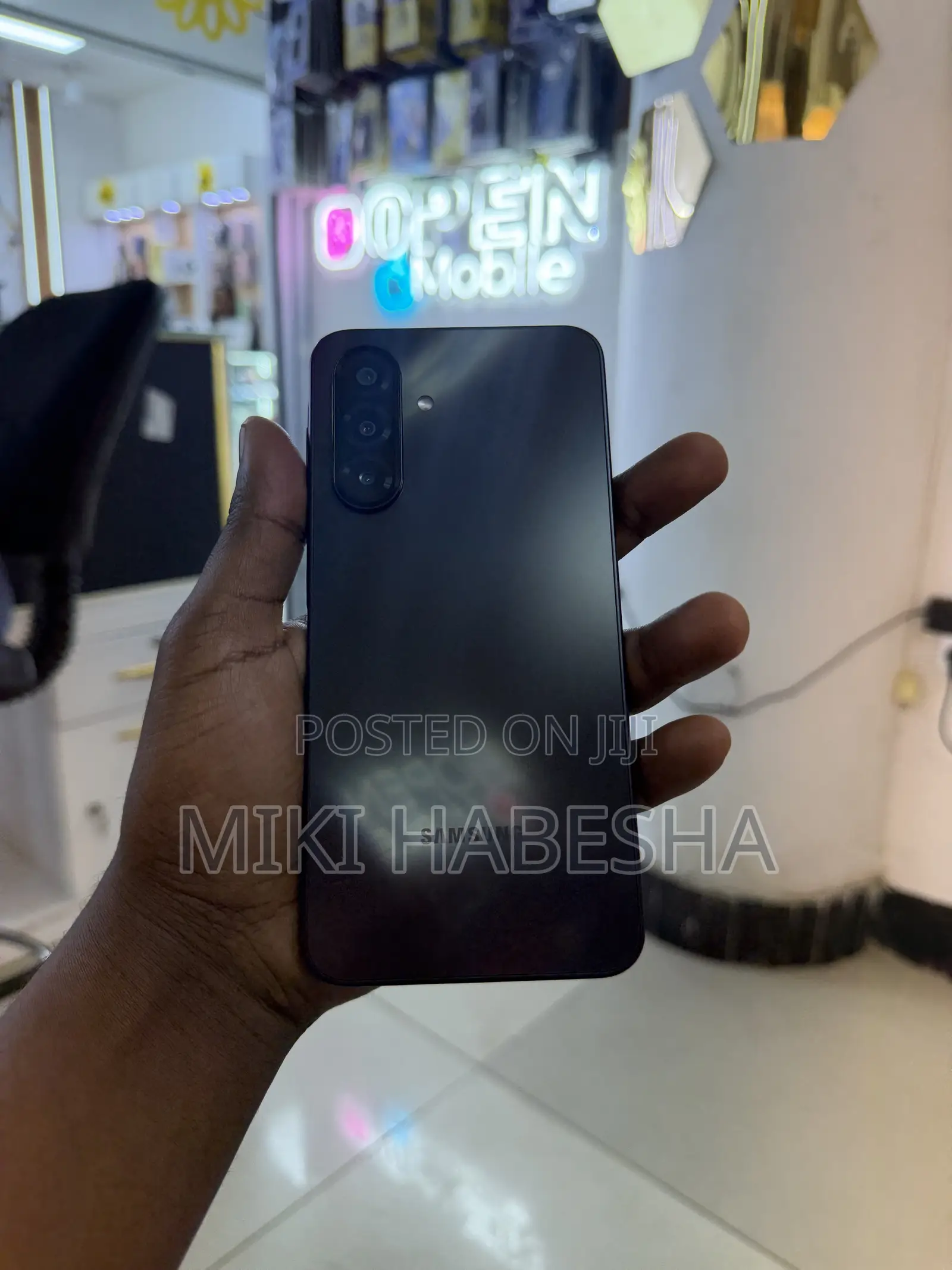 New Samsung Galaxy A17 128 GB Black