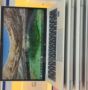 New Laptop HP EliteBook 830 G8 8GB Intel Core i7 SSD 512GB