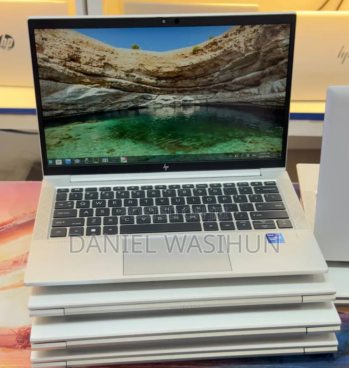 New Laptop HP EliteBook 830 G8 16GB Intel Core i7 SSD 512GB